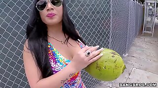 Thick Latina Chonga