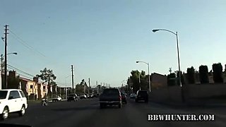 Dude fingers and fucks cunt of one nasty fat woman