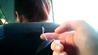 Jerking off in the public bus behind hot lady