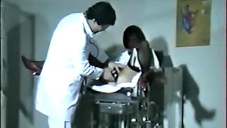 Horny patient gets her pussy stretched with a vaginal speculum