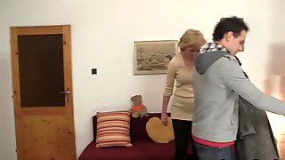 Young guy picks up mature blonde for play