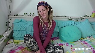 Maren Fondling Her Hairy Bush to Sweet Orgasm