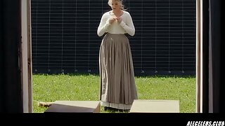 Meisha Lowe in Eadward